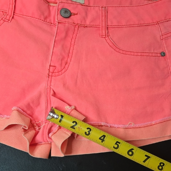 LEI Women's Coral Shorts - Picture 12 of 13